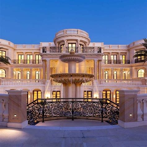 Gambbar Istana di Arab Saudi
